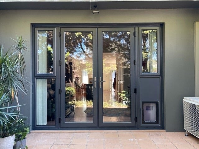 French door with doggy door