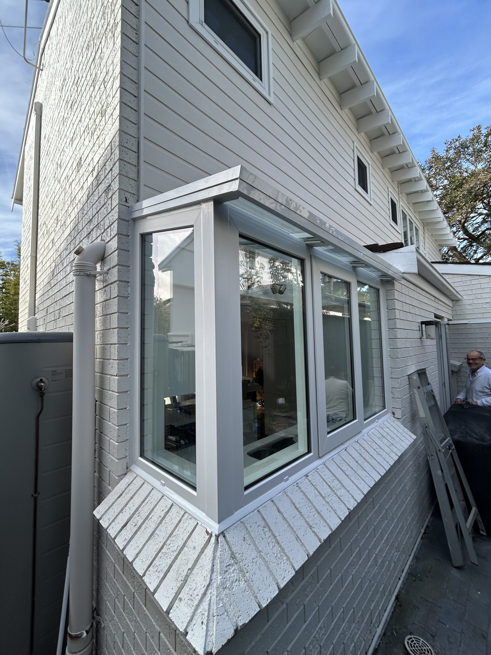 { get_the_title() }}