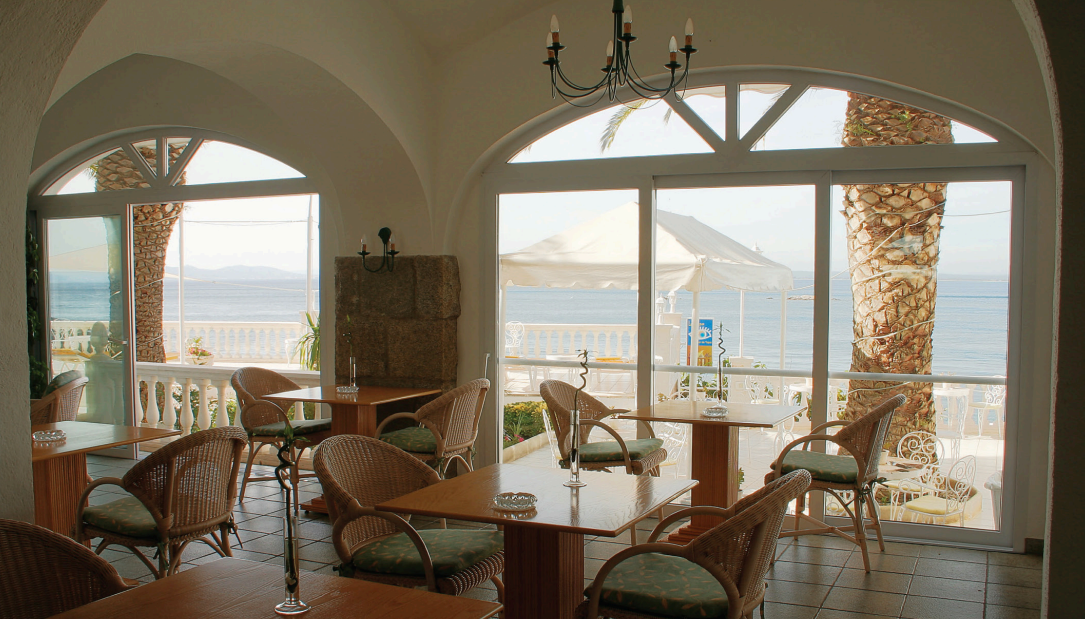 upvc legend sliding doors by deceuninck